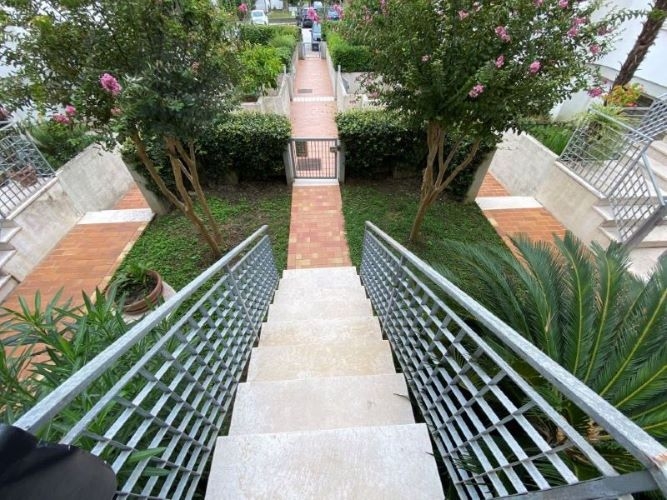 MIRA, Venezia elegante villetta a Schiera comoda ai servizi con comfort e spazi Ideali