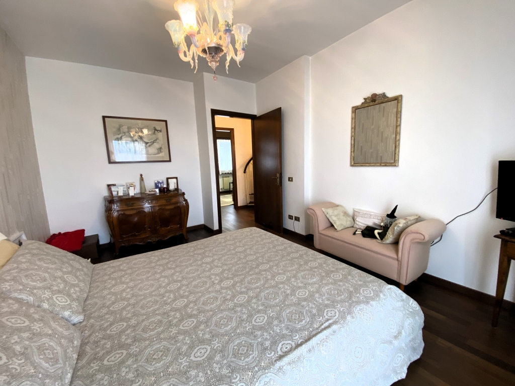 MIRA, Venezia elegante villetta a Schiera comoda ai servizi con comfort e spazi Ideali