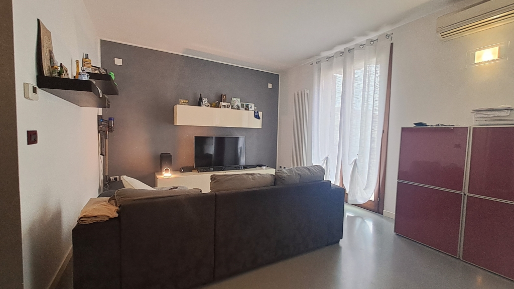 appartamento su due livelli con garage e riscaldamento autonomo