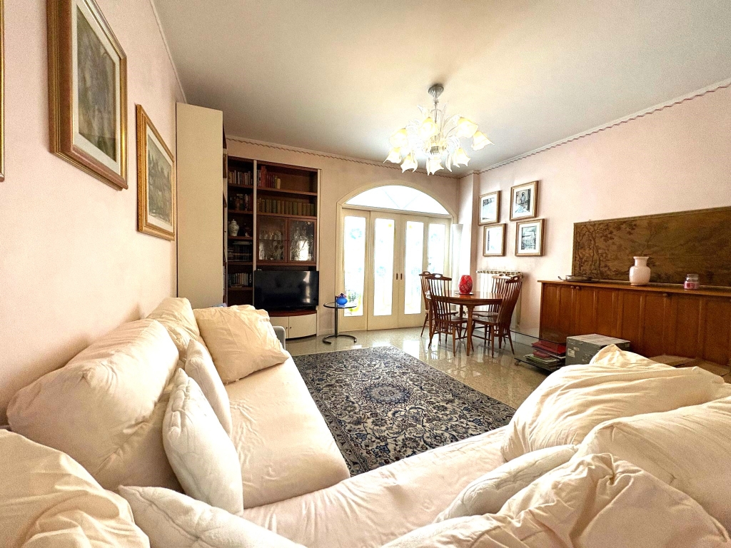 Mestre centro: appartamento spazioso con terrazza e ascensore