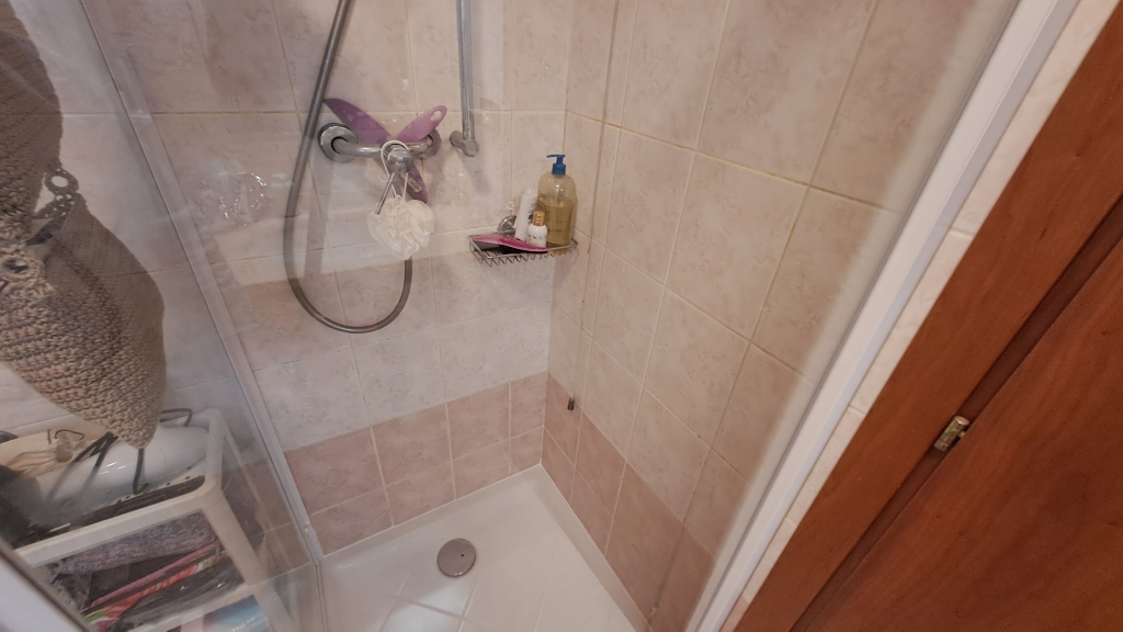 Venezia San Polo – Appartamento bilocale restaurato con travi a vista, arredato