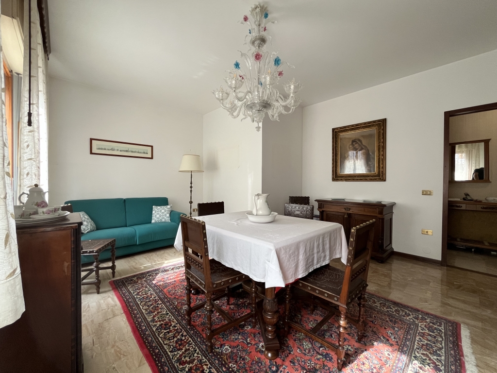 MIRA Appartamento con tre camere