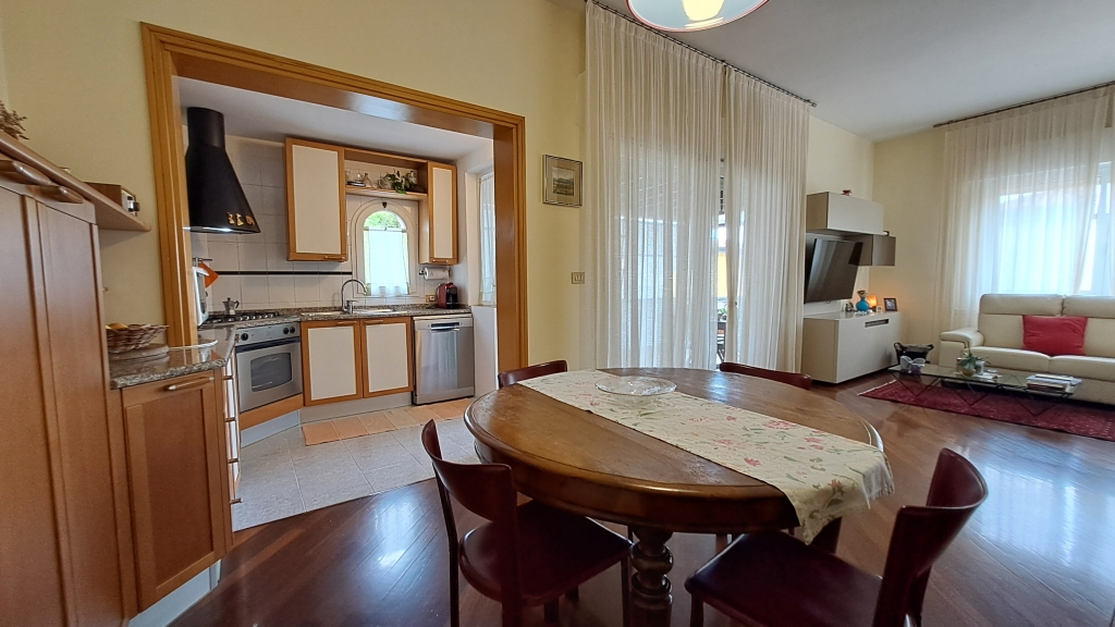 Favaro Veneto Venezia – Appartamento in bifamiliare con terrazza abitabile