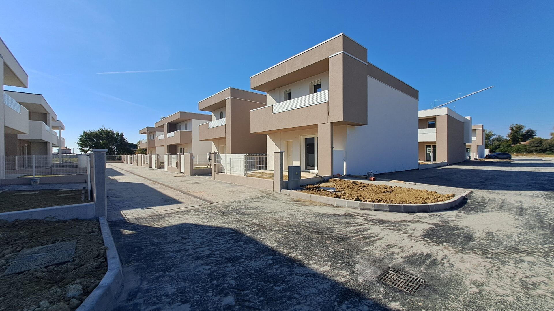 Mestre -Asseggiano-Villette in costruzione