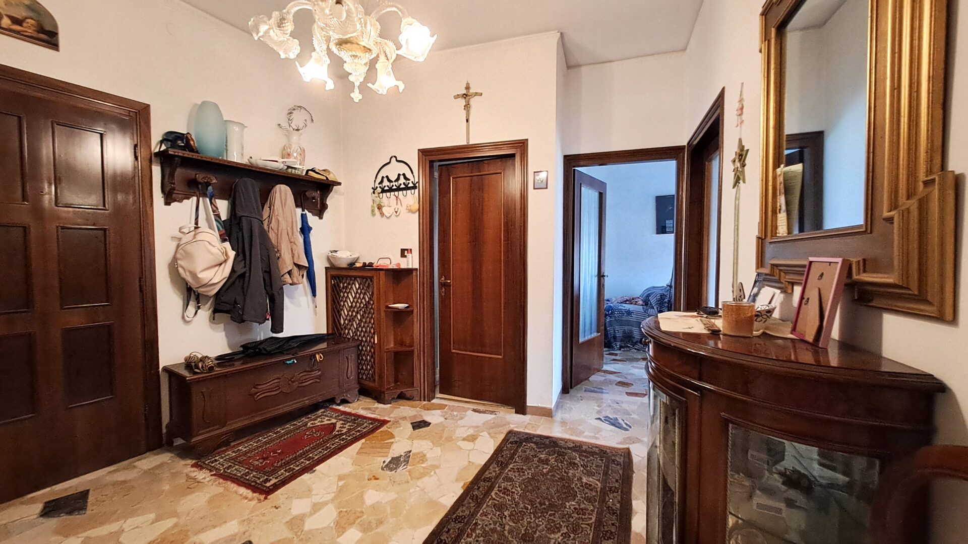 MESTRE inizio Miranese, appartamento in buono stato di 90 mq con garage