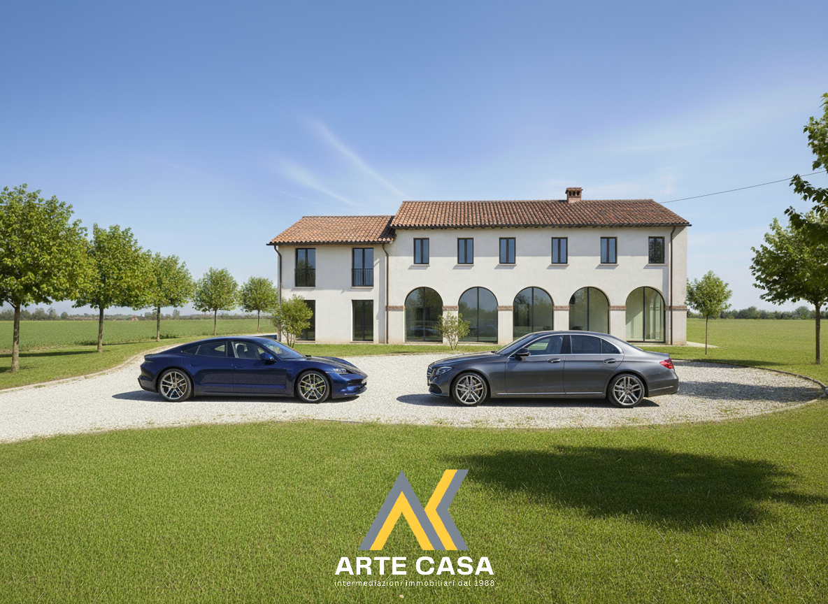 MARTELLAGO – OLMO grande rustico con 18.000 mq di terreno