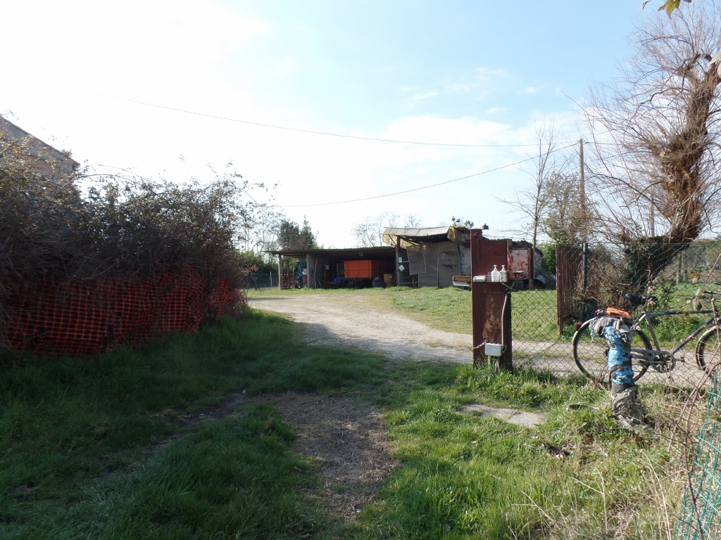 MARTELLAGO – OLMO grande rustico con 18.000 mq di terreno